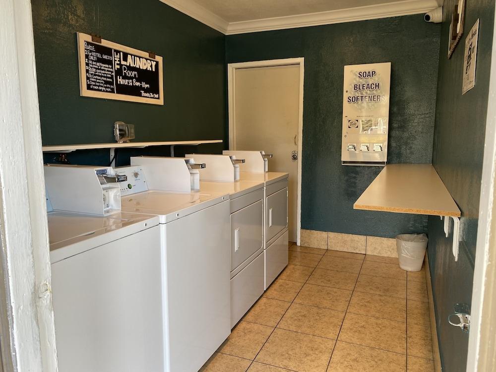 Anaheim Executive Inn & Suites מראה חיצוני תמונה