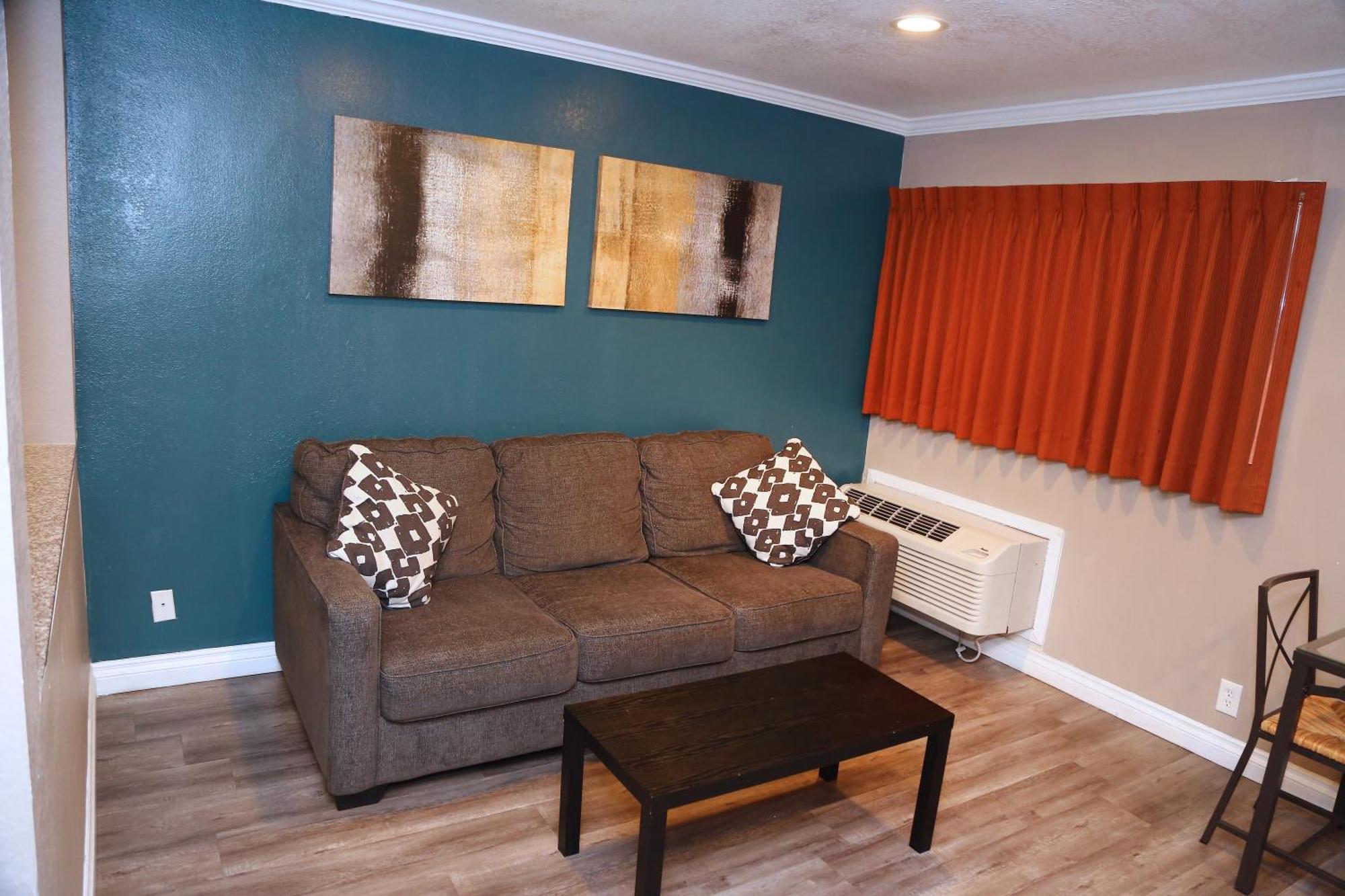 Anaheim Executive Inn & Suites חדר תמונה