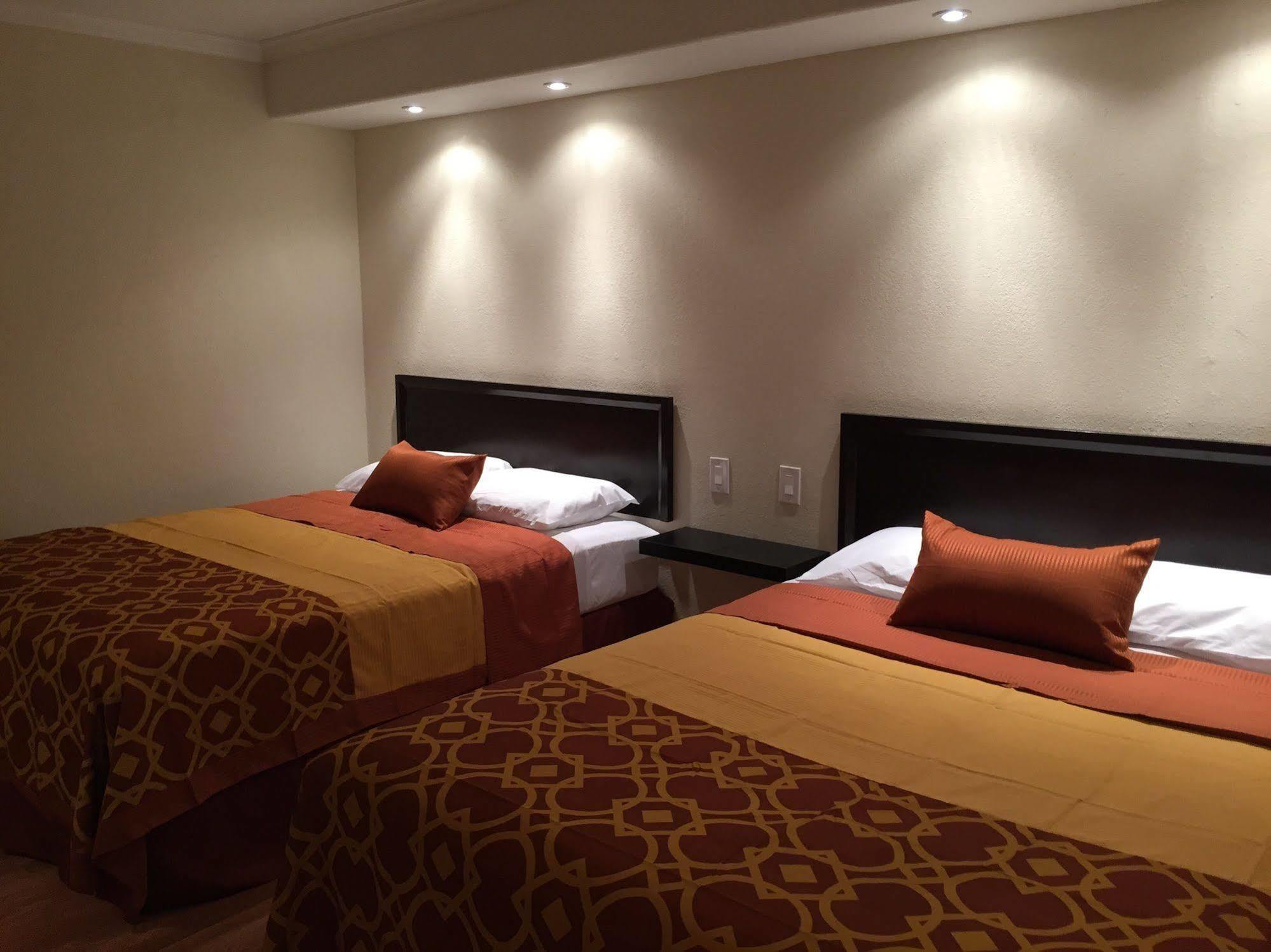 Anaheim Executive Inn & Suites מראה חיצוני תמונה
