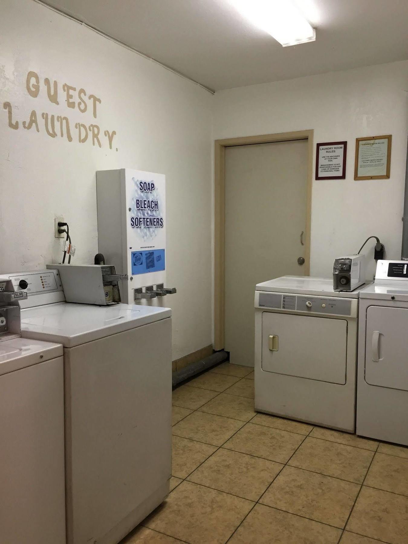 Anaheim Executive Inn & Suites מראה חיצוני תמונה